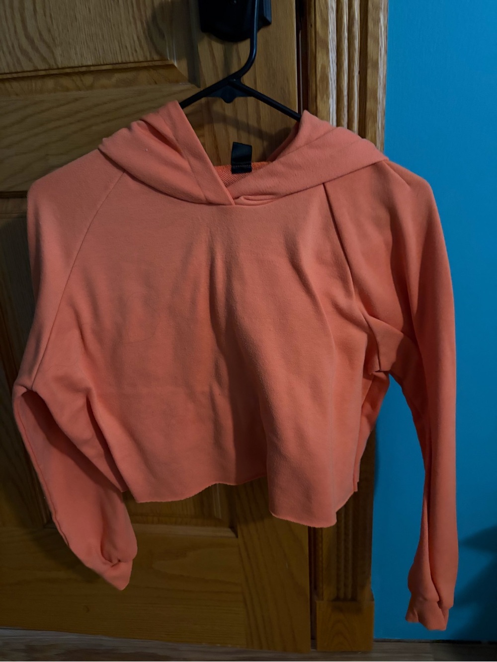 Cropped orange sweatshirt